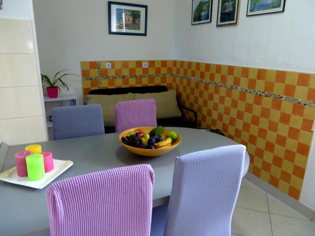 Beach Apartments Roza - The Garden Apartment Biograd Na Moru Extérieur photo