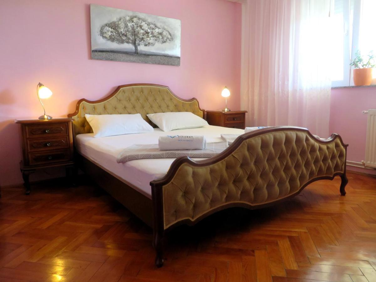Beach Apartments Roza - The Garden Apartment Biograd Na Moru Extérieur photo